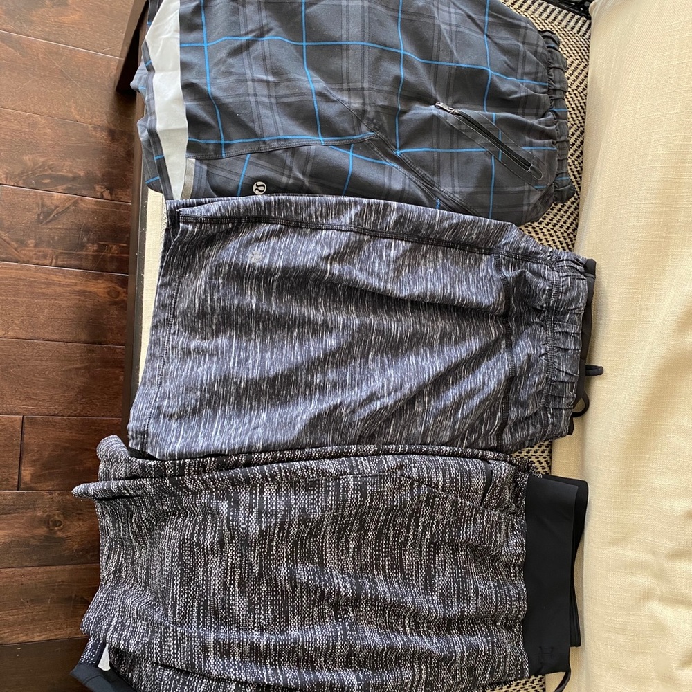 MENS LULULEMON BUNDLE (SIZE LARGE)